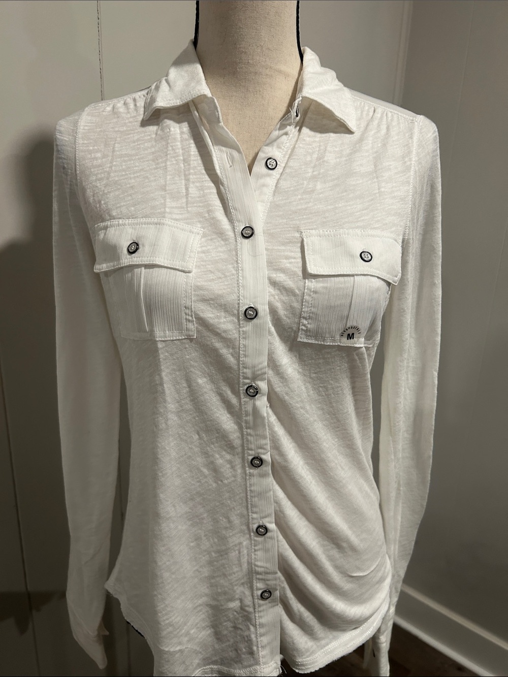 Aeropostale White Long-Sleeve Button-Down Shirt